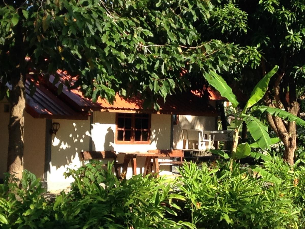 Areeya Resort Watthana Nakhon Exterior foto